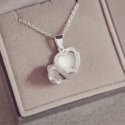 Pure Gem Jewels -Pure Gem Jewels heart locket inside